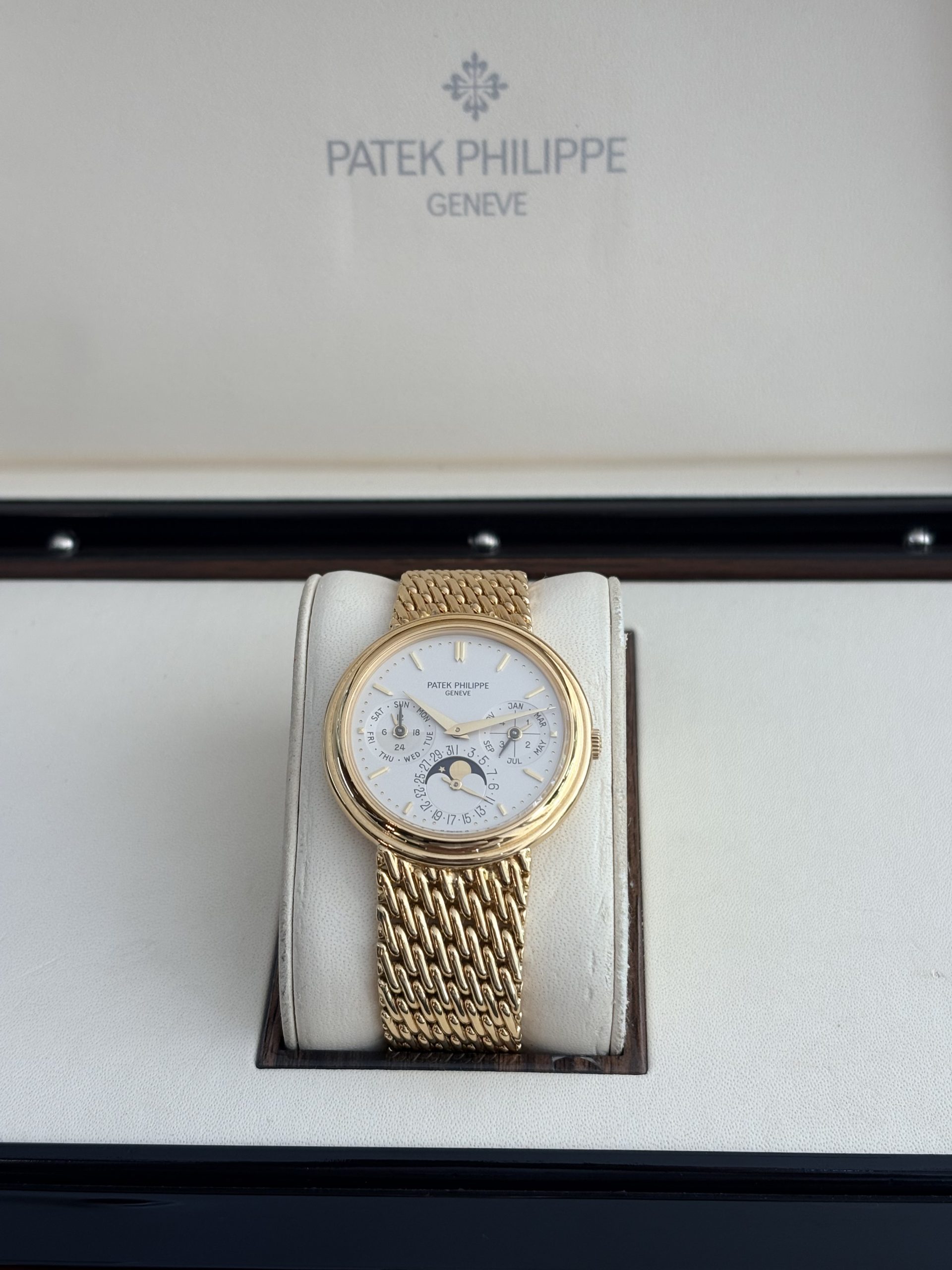 פאטק פיליפ דגם.3945 פרפטואל קלנדר זהב צהוב 18 קראט – תמונה 4