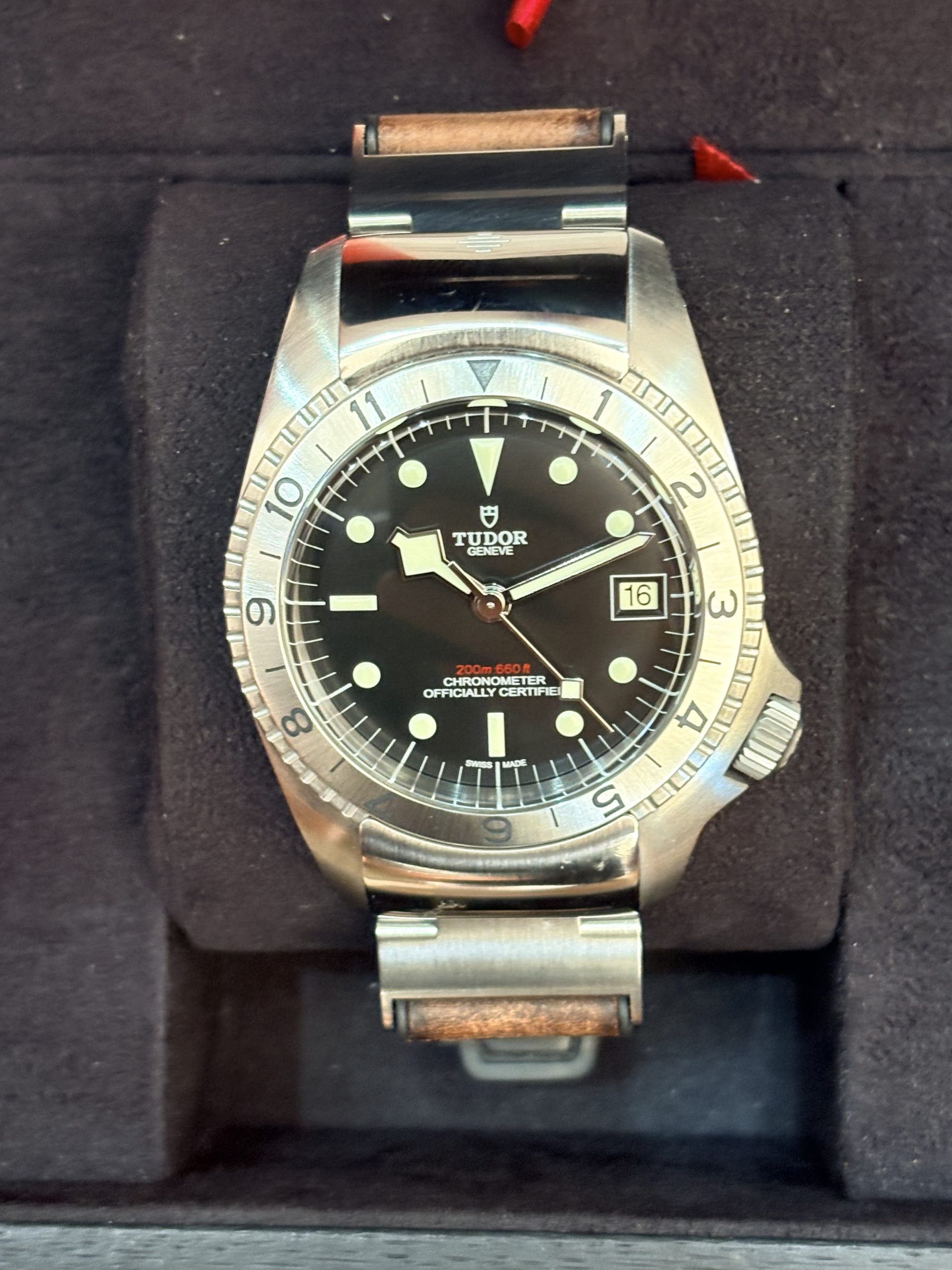 טודור בלאק ביי הריטייג' דגם P01 70150 שנת 2020