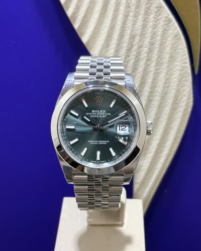 Rolex Oystersteel Datejust 41mm Mint Green Unworn