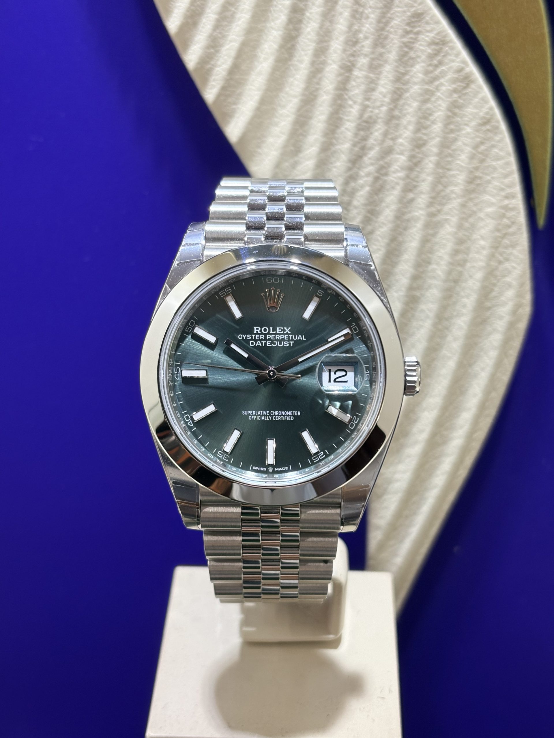 Rolex Oystersteel Datejust 41mm Mint Green Unworn