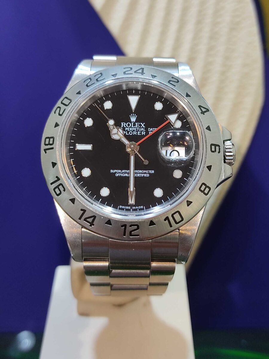 Rolex Explorer II Steel 40mm Black Dial ref.16570 | Gothelf A. Watches — 3