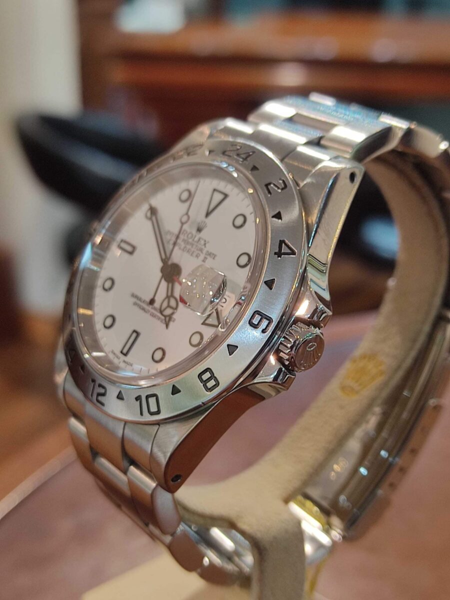Rolex Explorer II GMT White Polar Dial 40mm Pre-owned 2005 | Gothelf A. Watches — 5