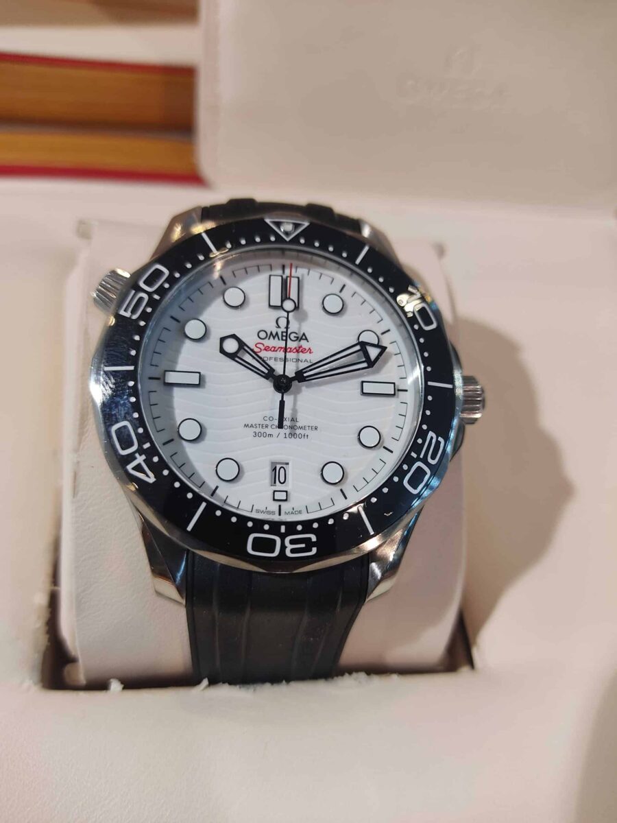 Omega Seamaster Diver 300m Co-Axial Master Chronometer 42mm | Gothelf A. Watches — 3