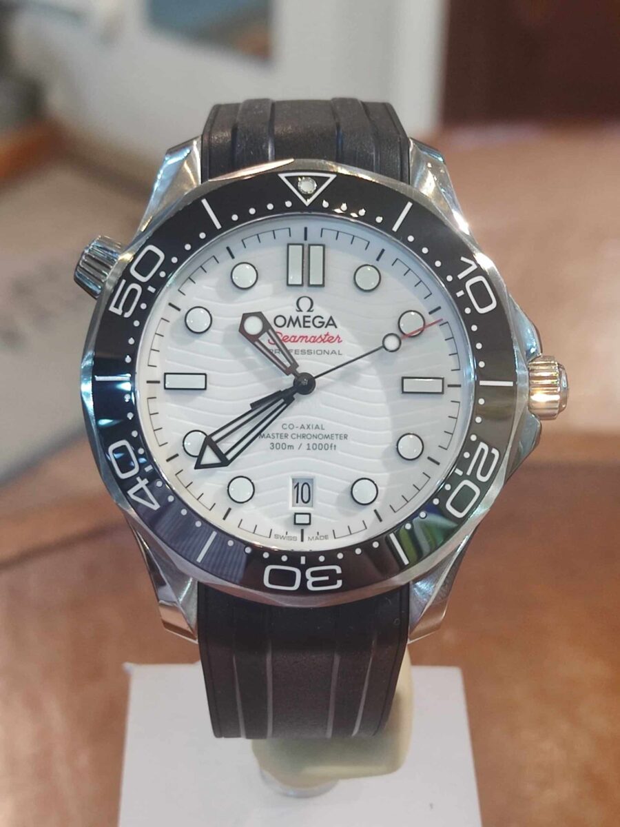Omega Seamaster Diver 300m Co-Axial Master Chronometer 42mm | Gothelf A. Watches