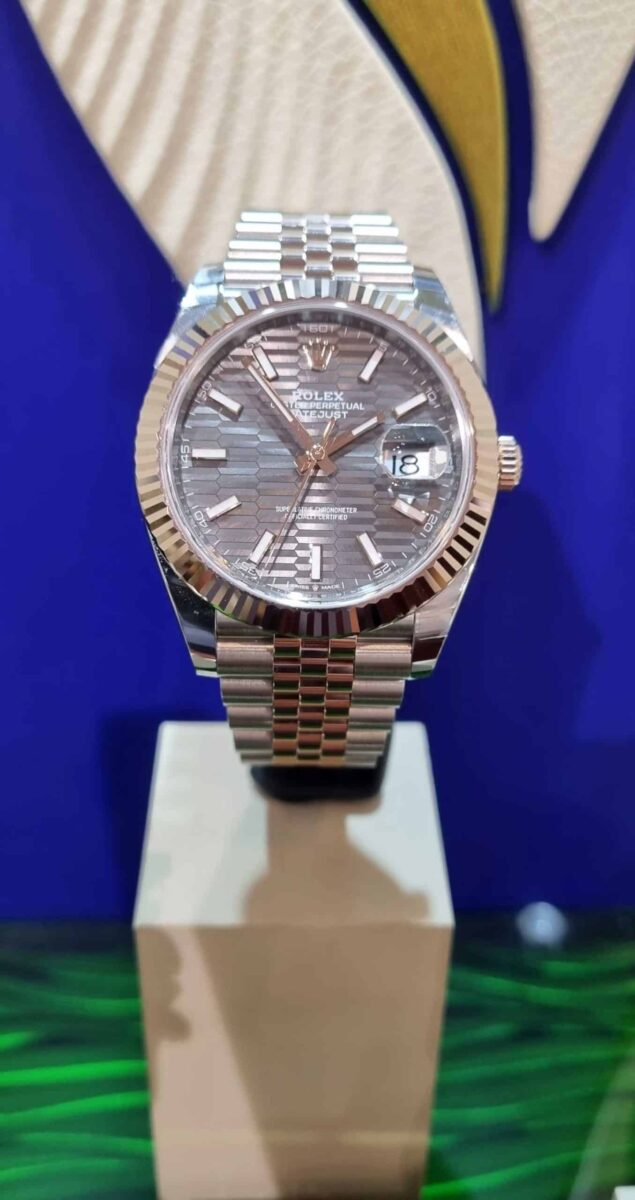 Rolex Datejust 41mm Oystersteel and Everose Fluted Motif Dial and Jubilee Bracelet | Gothelf A. Watches — 4