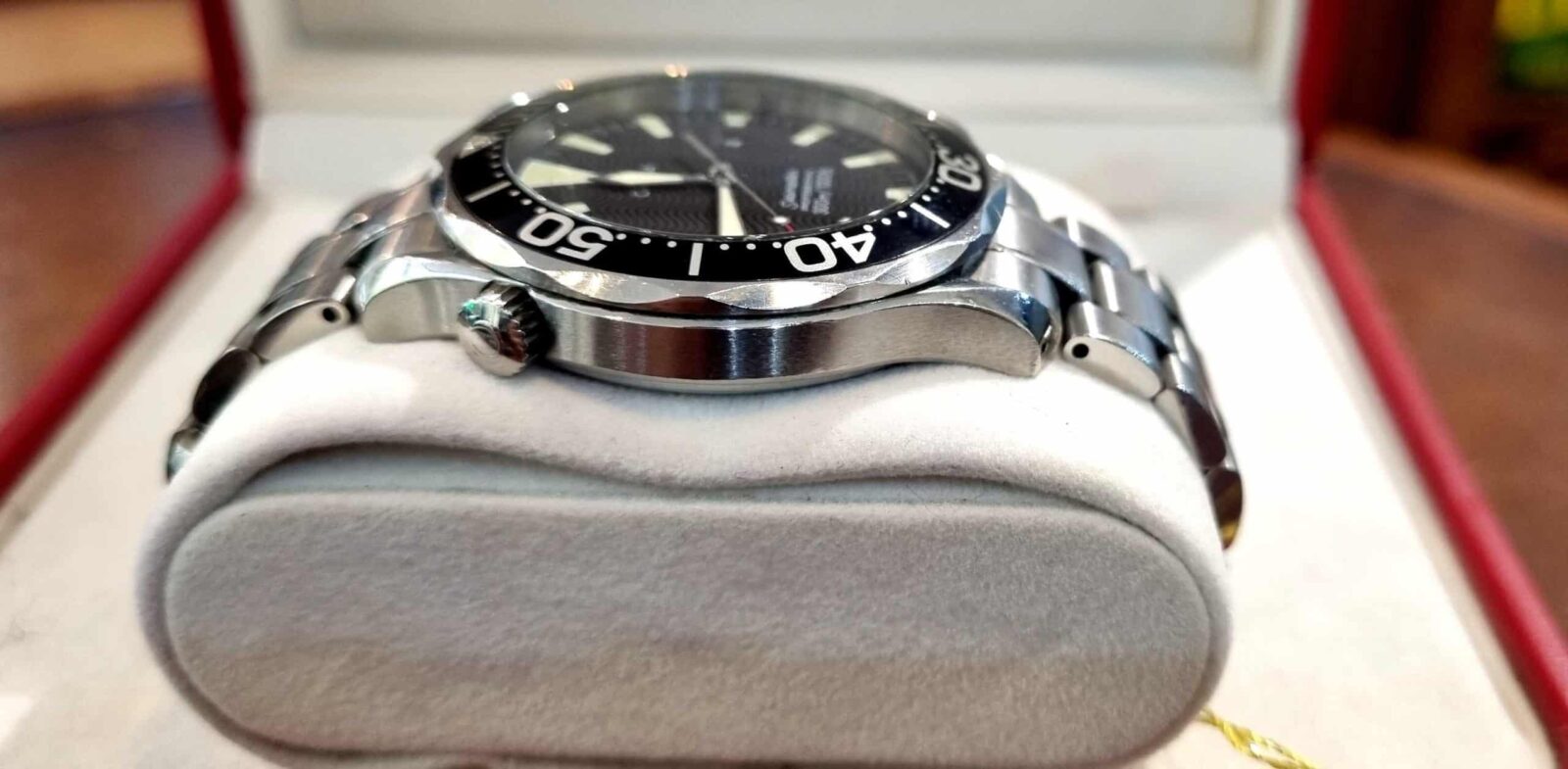 Omega Seamaster 300m Quartz 2264.50.00 | Gothelf A. Watches — 4