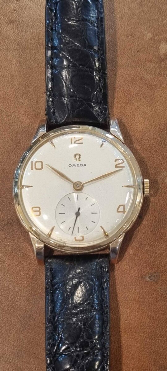 Omega Vintage 18K Rose Gold Oversize 37mm cal.265 | Gothelf A. Watches — 3