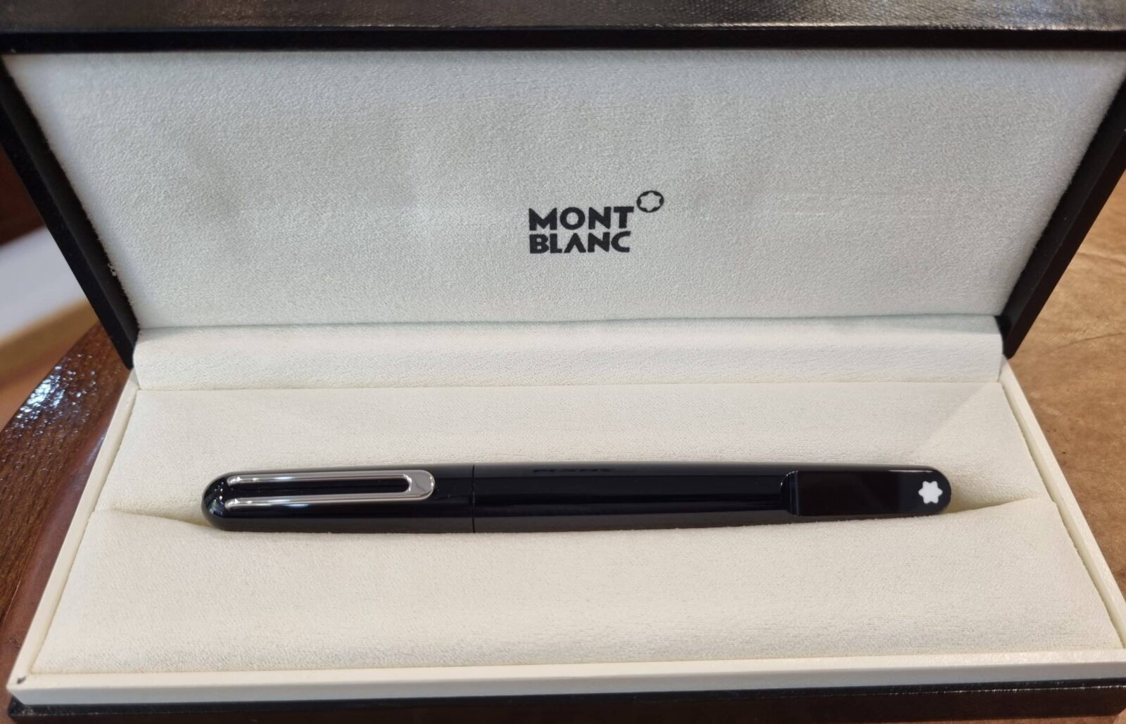 Montblanc M Ballpoint magnetic cap-closing | Gothelf A. Watches — 3