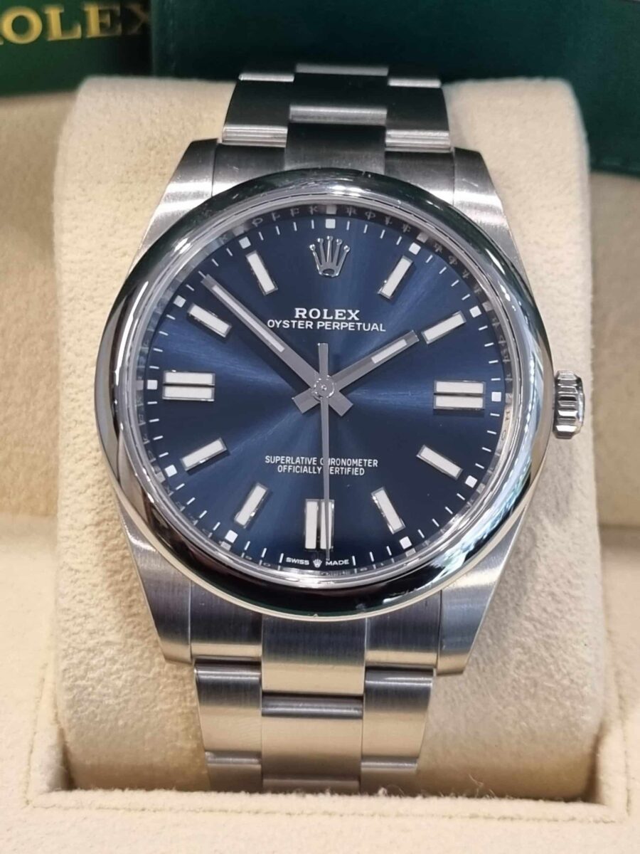Rolex Oyster Perpetual 41mm Blue Dial ref.124300 pre-owned 2020 | Gothelf A. Watches