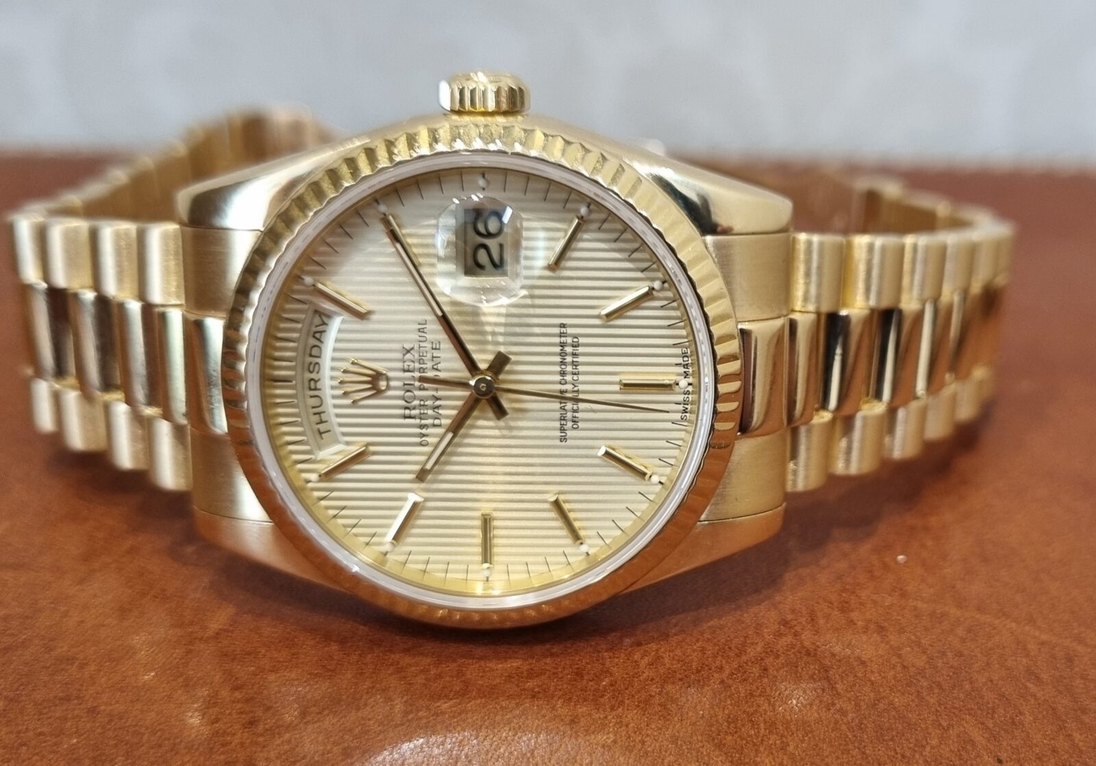 Rolex Day-Date President 36mm Yellow Gold Tapestry dial | Gothelf A. Watches — 3