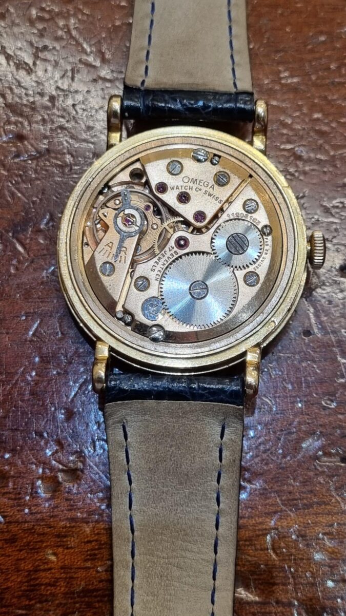 Omega Cosmic Moonphase 2473 Solid 14K Gold Watch Circa 1947 | Gothelf A. Watches — 7