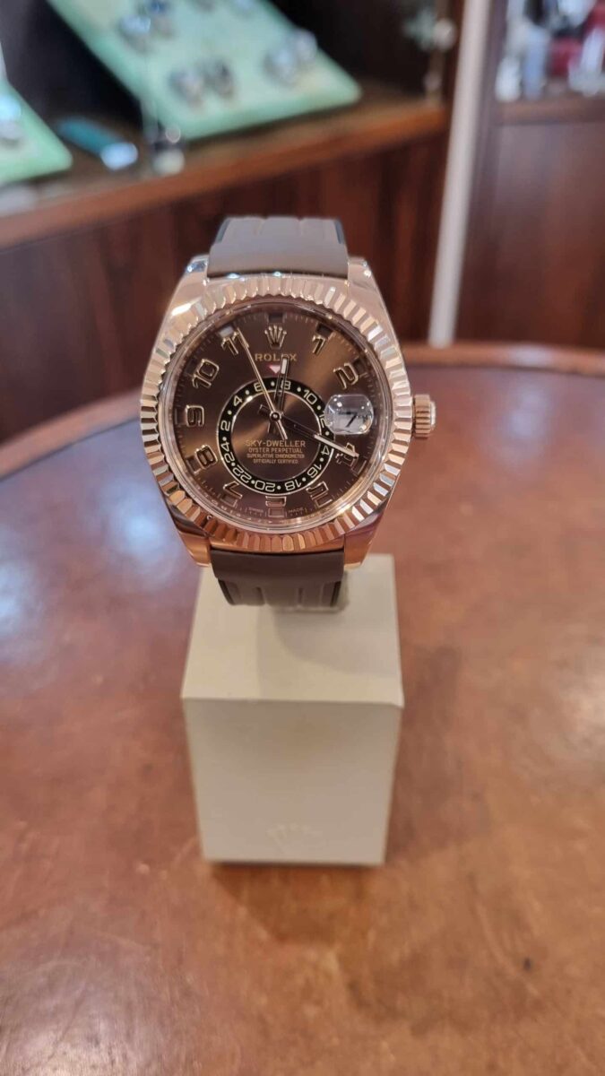 Rolex Sky-Dweller Rose Gold Chocolate Dial ref.326135 | Gothelf A. Watches — 4