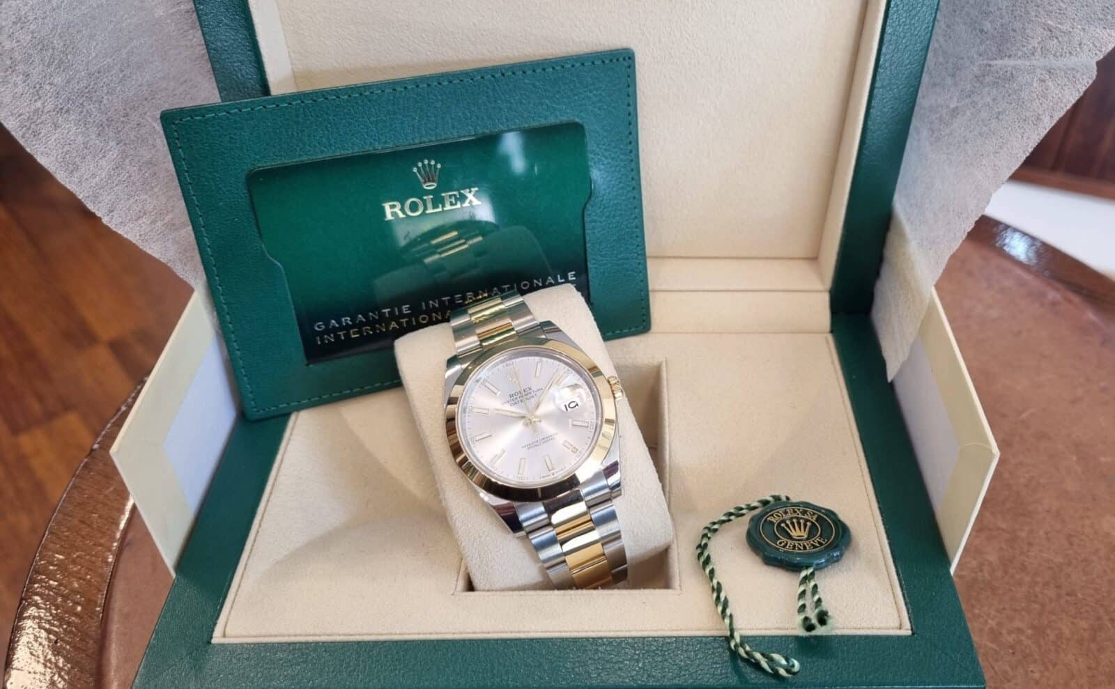 Rolex Datejust Oystersteel and 18k Yellow Gold 41mm Ref.126303 | Gothelf A. Watches — 7
