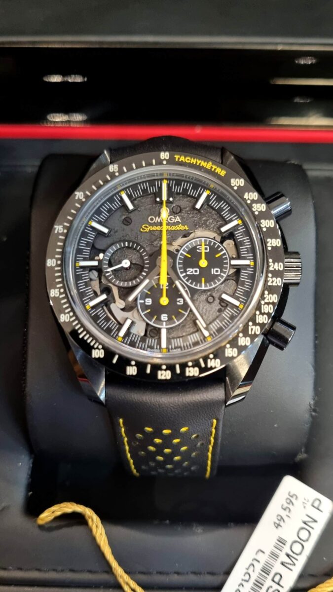 Omega Speedmaster Apollo 8 Dark Side Of The Moon 44.25mm Black Ceramic | Gothelf A. Watches