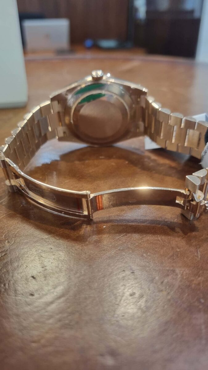Rolex Day-Date 40mm Everosegold “Eisenkiesel” Diamonds dial Ref.228235 | Gothelf A. Watches — 6