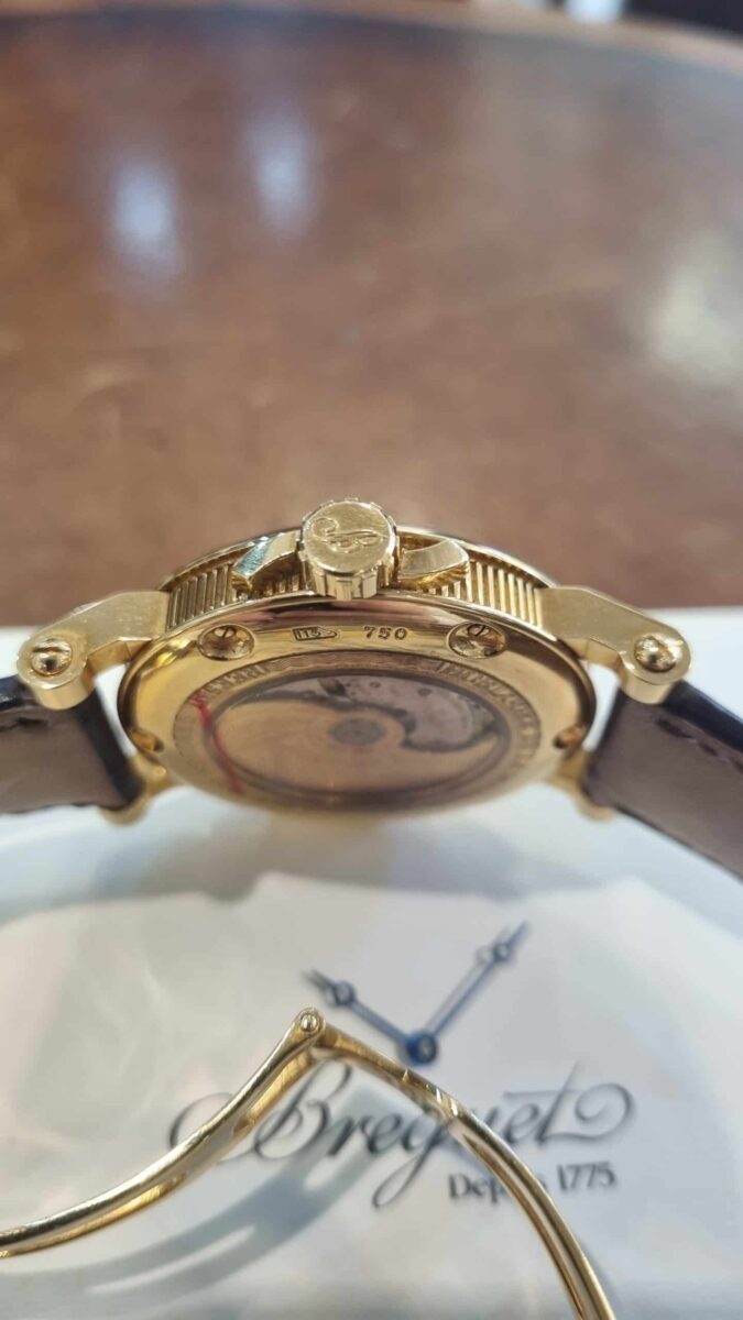 Breguet Marine Big Date 18k Yellow Gold Ref.5817 | Gothelf A. Watches — 2