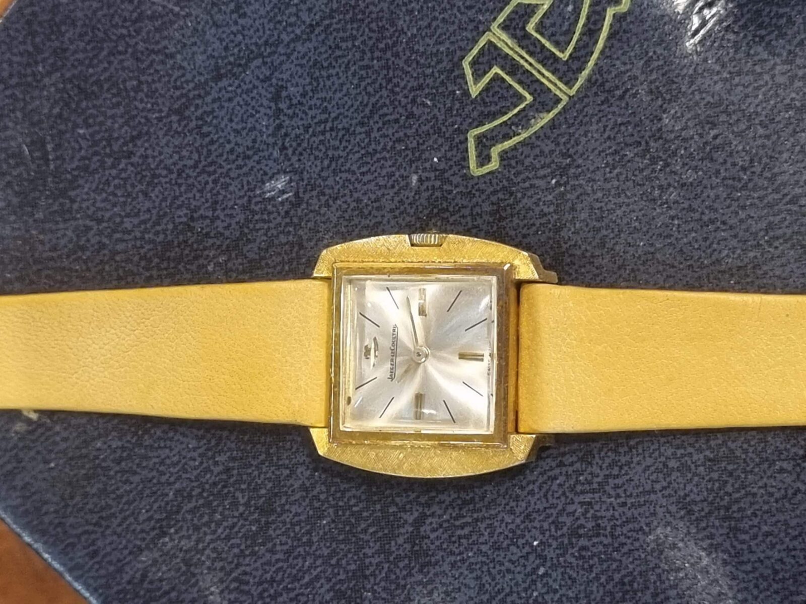 Jaeger Le Coultre 18k Yellow Gold Vintage Ladies Watch | Gothelf A. Watches — 3