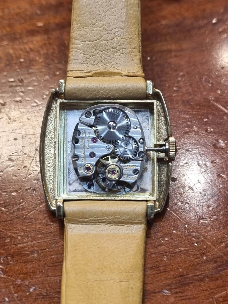 Jaeger Le Coultre 18k Yellow Gold Vintage Ladies Watch | Gothelf A. Watches — 6