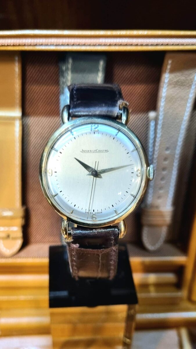 Jaeger Le Coultre 18k Rose Gold Vintage 35mm | Gothelf A. Watches — 7