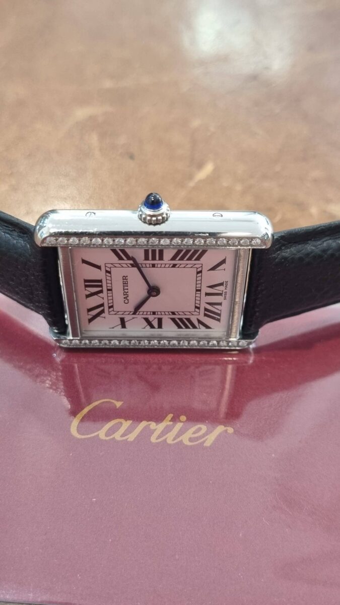 Cartier Tank Solo Large Steel aftermarket diamonds bezel ref.w1018355 pre-owned-2015 | Gothelf A. Watches — 4