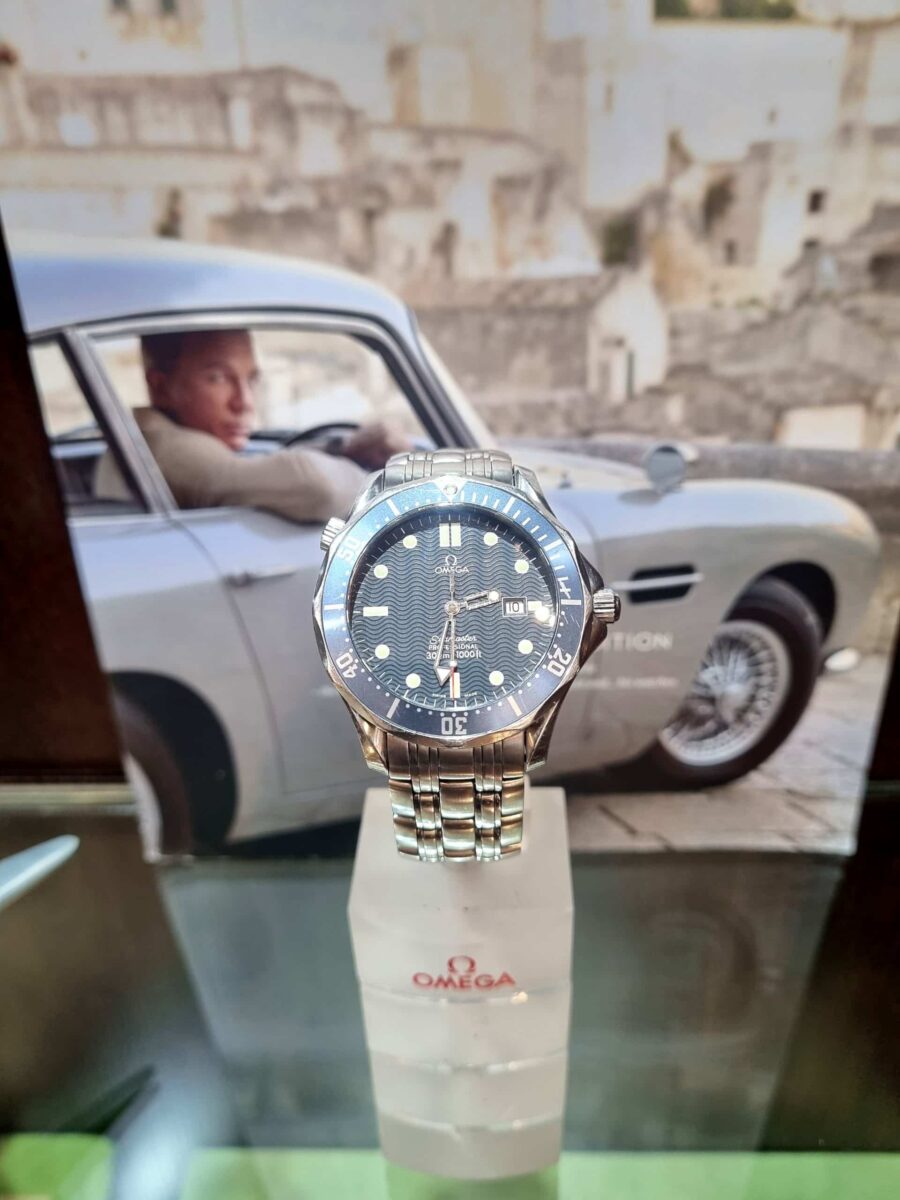 Omega Seamaster 300 Blue Quartz 41mm ref.2541.80.00 | Gothelf A. Watches — 5
