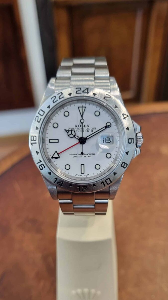 Rolex Explorer II GMT White Polar Dial 40mm Pre-owned 2005 | Gothelf A. Watches