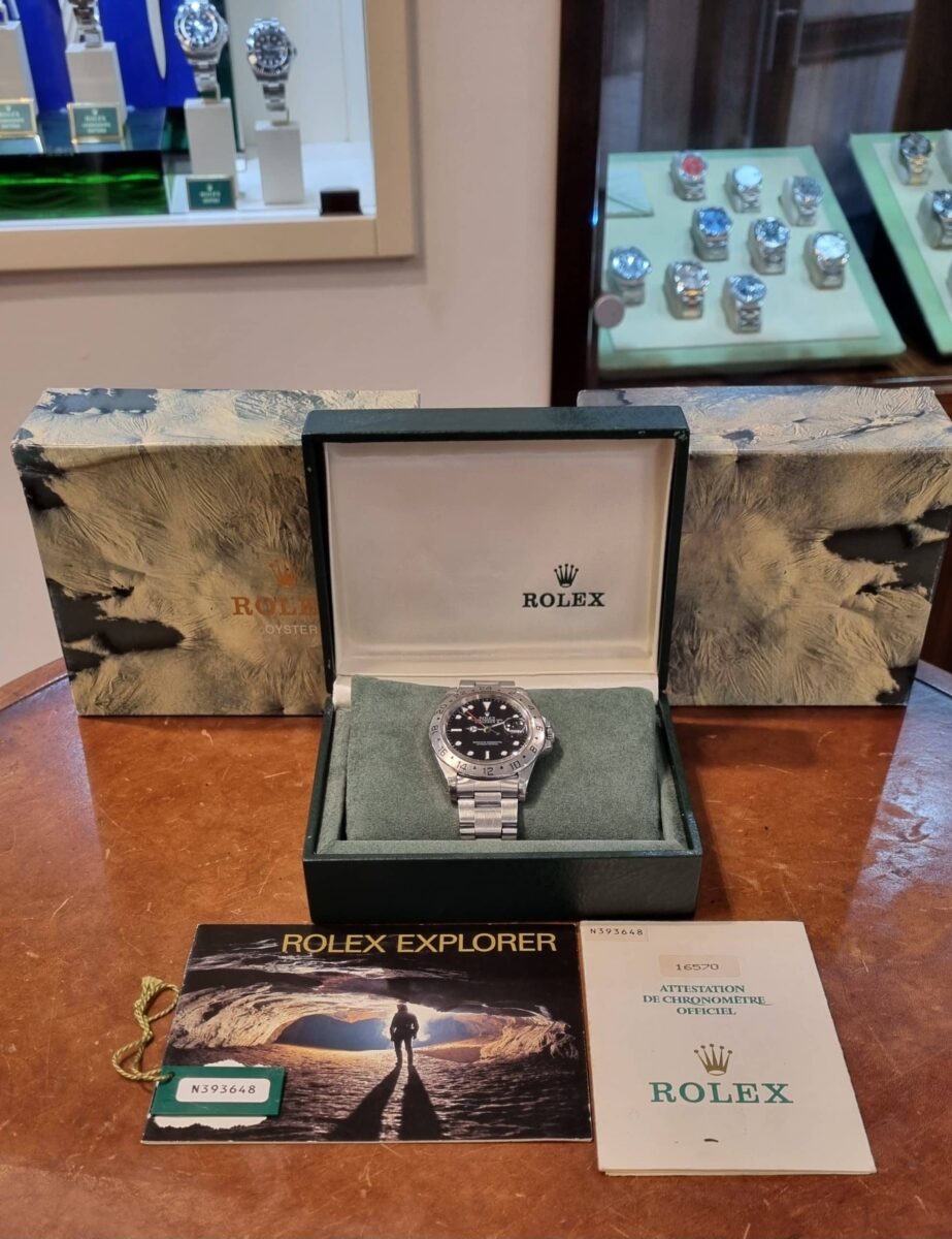 Rolex Explorer II pre-owned 1993 ref.16570 sull set box+papers | Gothelf A. Watches — 3