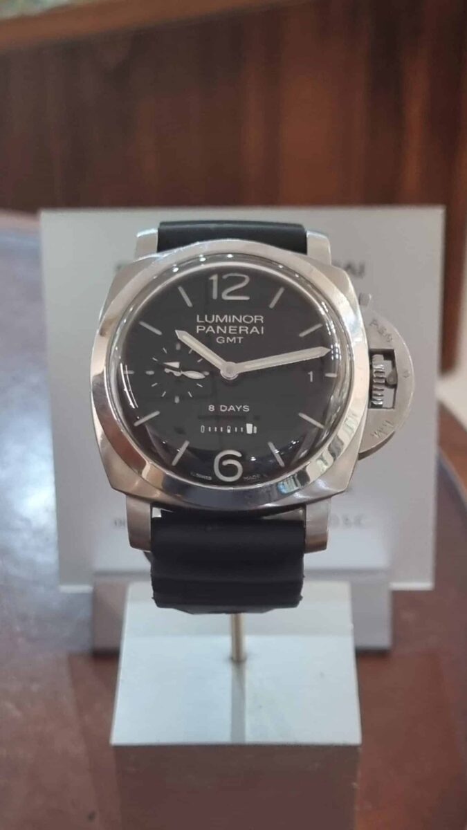 Panerai Luminor 1950 8 Days GMT Pam 233 Pre-owned exellent condition | Gothelf A. Watches