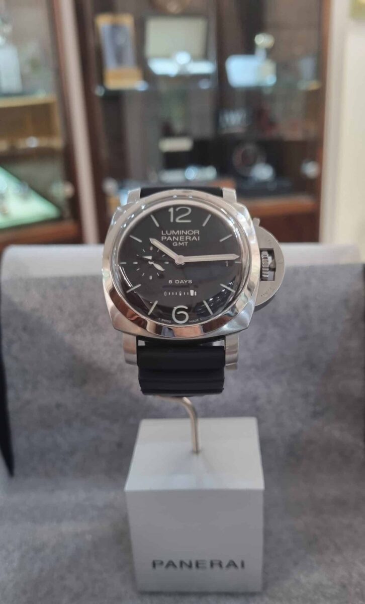 Panerai Luminor 1950 8 Days GMT Pam 233 Pre-owned exellent condition | Gothelf A. Watches — 5