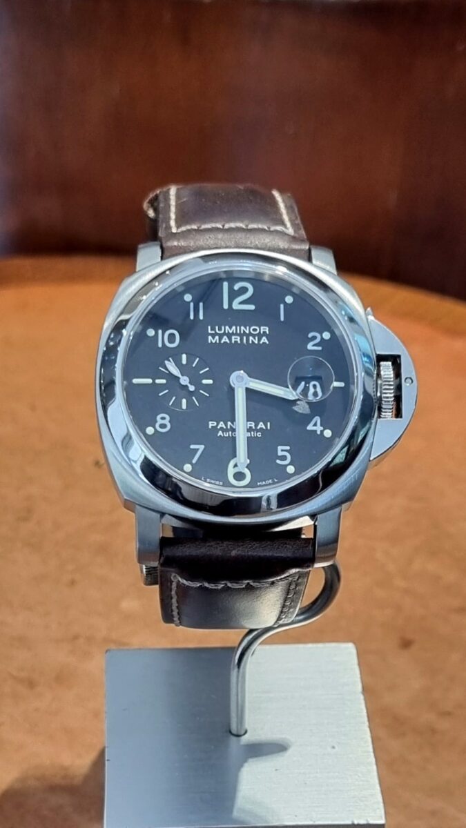 Panerai Luminor Marina 44mm Automatic pre-owned Pam 164 | Gothelf A. Watches