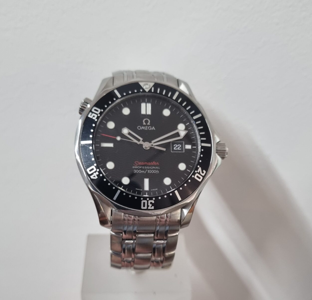 Omega Seamaster Diver 300m Black Dial 41mm Quartz Movement | Gothelf A. Watches