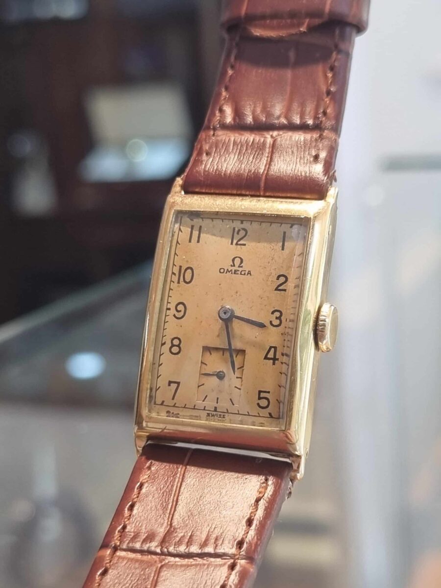 Omega Vintage Art Deco 18k Gold Rectangular Mechanical movement 1930 | Gothelf A. Watches — 2