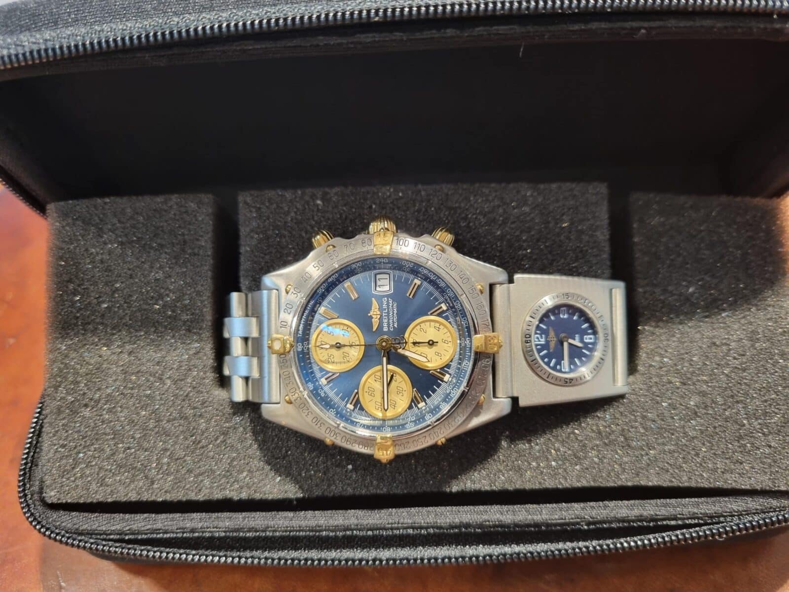 Breitling Chronomat Chronograph UTC 39mm ref.B13048 Mint condition!!! | Gothelf A. Watches — 3