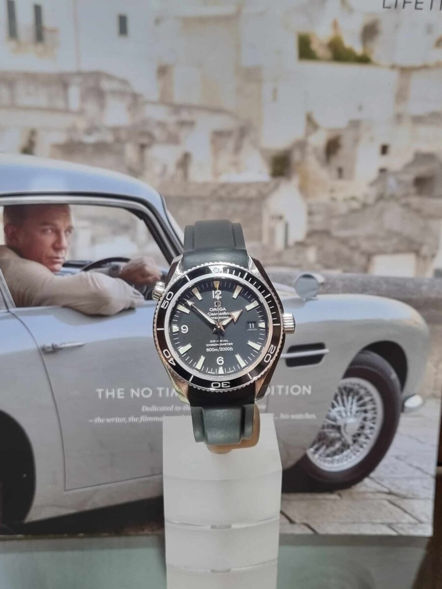 Omega Seamaster Planet Ocean 2201.50.00 Seamaster Planet Ocean 600m 42mm | Gothelf A. Watches — 7
