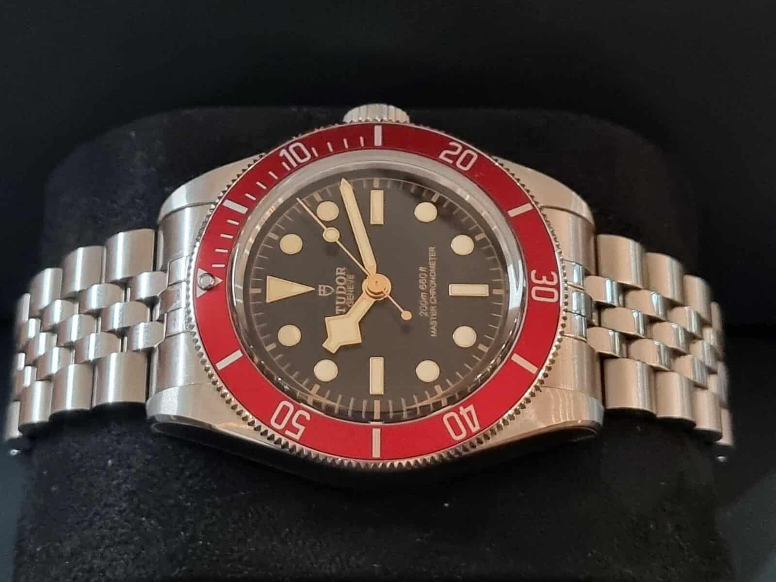 Tudor Black Bay 41mm Burgundy on Jubilee Bracelet ref. M7941A1A0RU-0003 | Gothelf A. Watches — 4