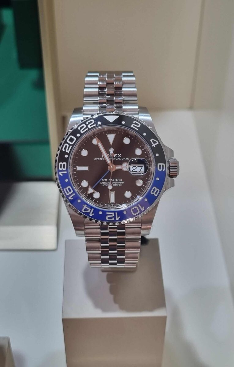 Rolex GMT Batgirl Jubilee 126710BLNR Pre-owned 2020 | Gothelf A. Watches