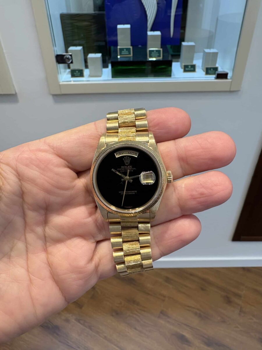 Rolex President Vintage Day-Date 36mm 18K Yellow Gold ONYX Dial Bark Finish | Gothelf A. Watches — 3