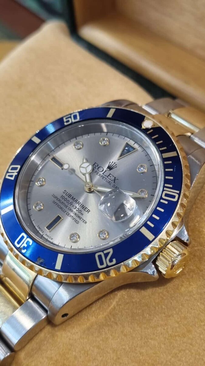 Rolex Submariner Steel and 18k Yellow Gold Grey Serti Diamonds dial | Gothelf A. Watches — 3