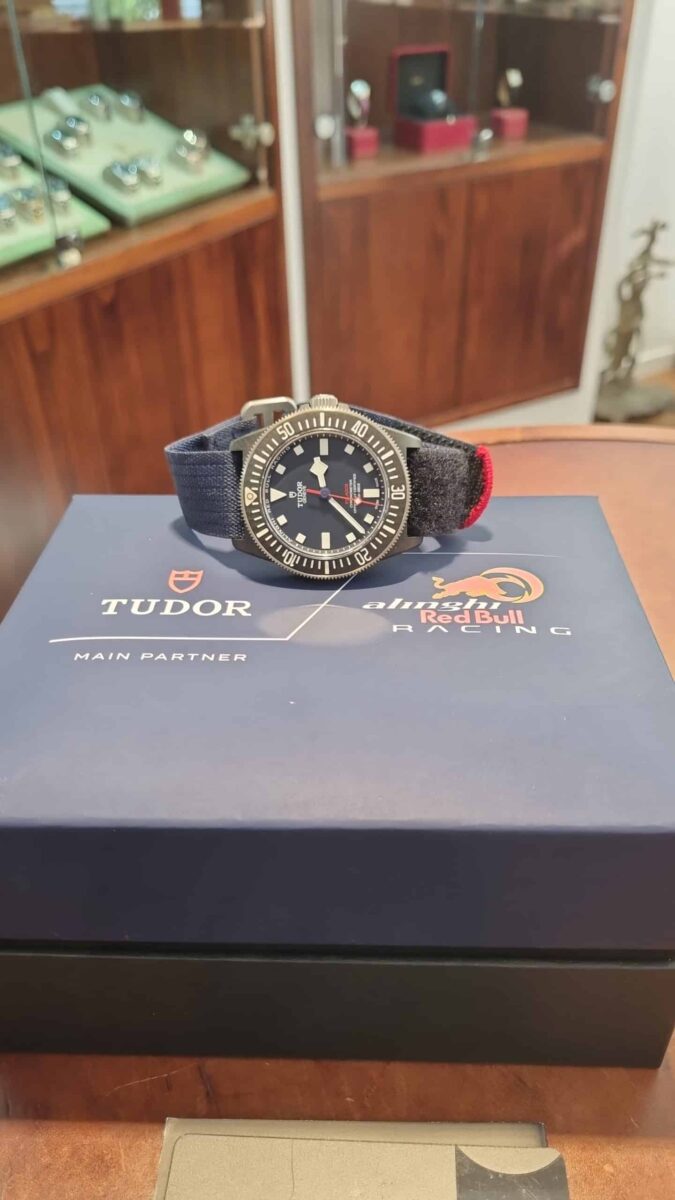 Tudor Pelagos FXD Titanium 42mm Red Bull Formula 1 2025 ref.m25707kn-0001 | Gothelf A. Watches — 3