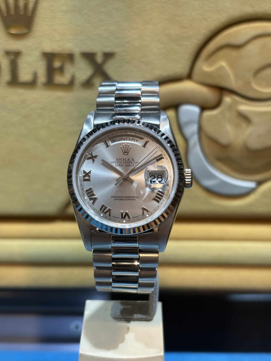 Rolex President Day-Date 36mm White Gold Silver Roman Dial ref.18239 | Gothelf A. Watches — 2