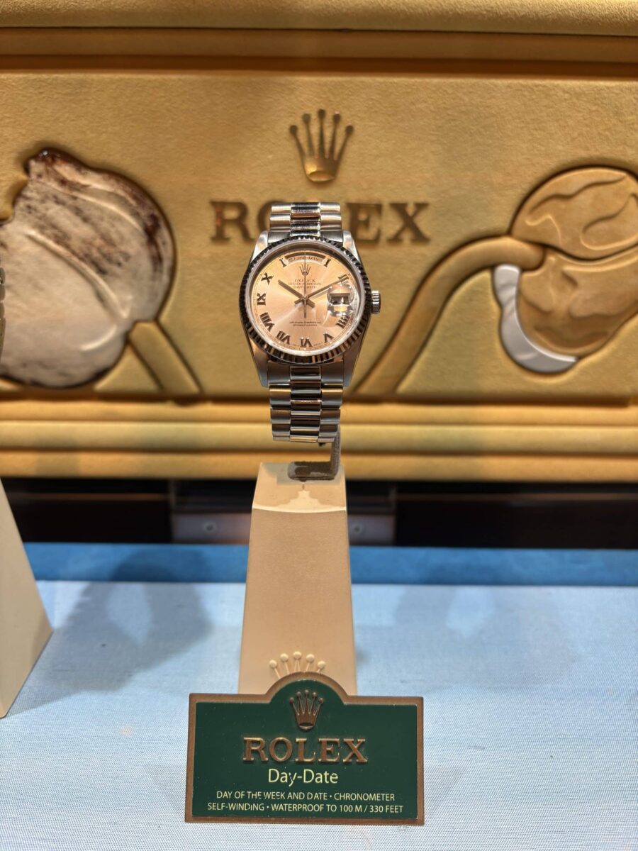 Rolex President Day-Date 36mm White Gold Silver Roman Dial ref.18239 | Gothelf A. Watches — 5