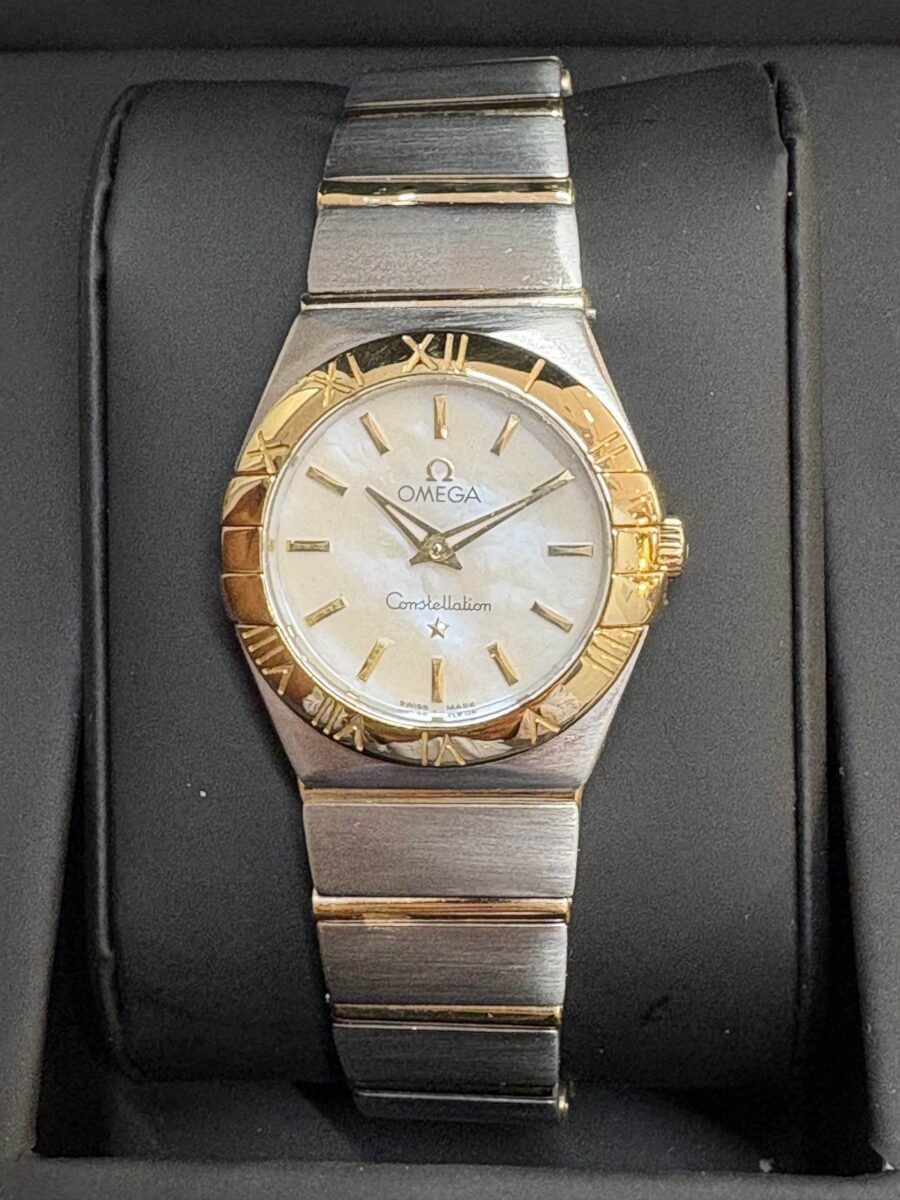 OMEGA Constellation 28mm Ladies MOP Dial Steel and 18k gold ref.131.20.28.60.05.002 | Gothelf A. Watches — 3