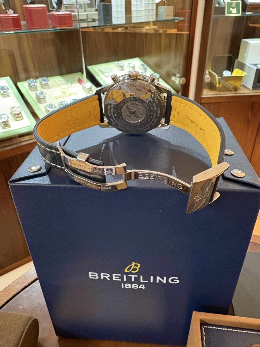 Breitling Navitimer World GMT Chronograph 46mm Pre-owned 2018 ref.A2432212 | Gothelf A. Watches — 4