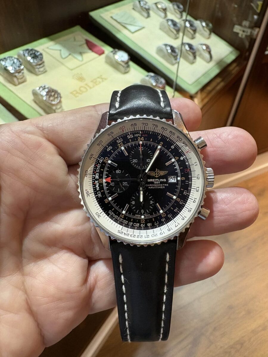 Breitling Navitimer World GMT Chronograph 46mm Pre-owned 2018 ref.A2432212 | Gothelf A. Watches — 2