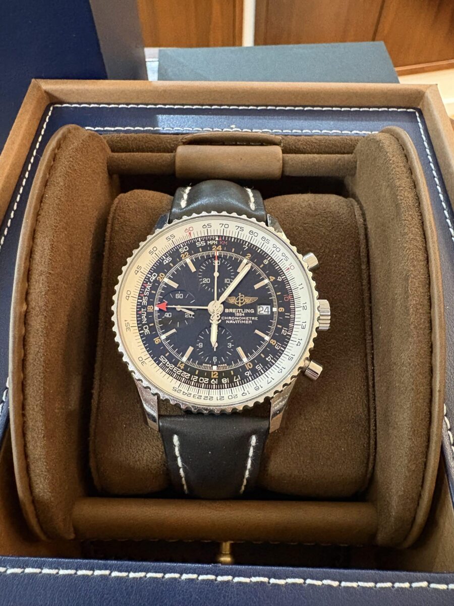 Breitling Navitimer World GMT Chronograph 46mm Pre-owned 2018 ref.A2432212 | Gothelf A. Watches — 5
