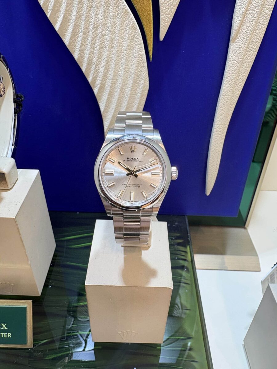 Rolex Oyster Perpetual Ladies 31mm Silver Dial ref.277200 | Gothelf A. Watches — 3