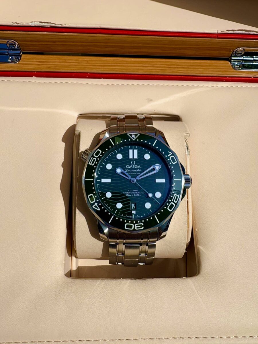 Omega Seamaster 300 Green Dial 42mm 2024 | Gothelf A. Watches — 2