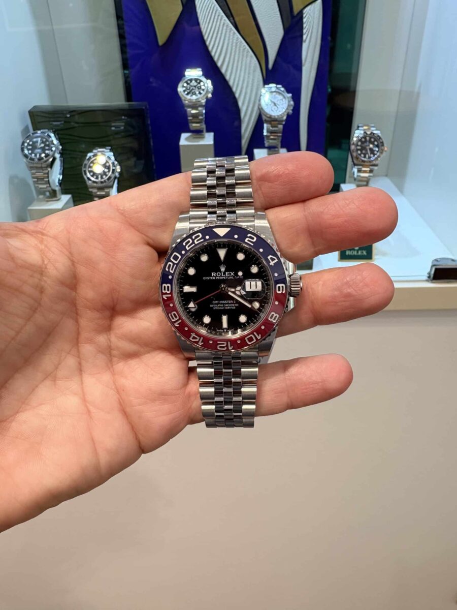Rolex Pepsi GMT 126710BLRO Pre-owned 2021 | Gothelf A. Watches — 4