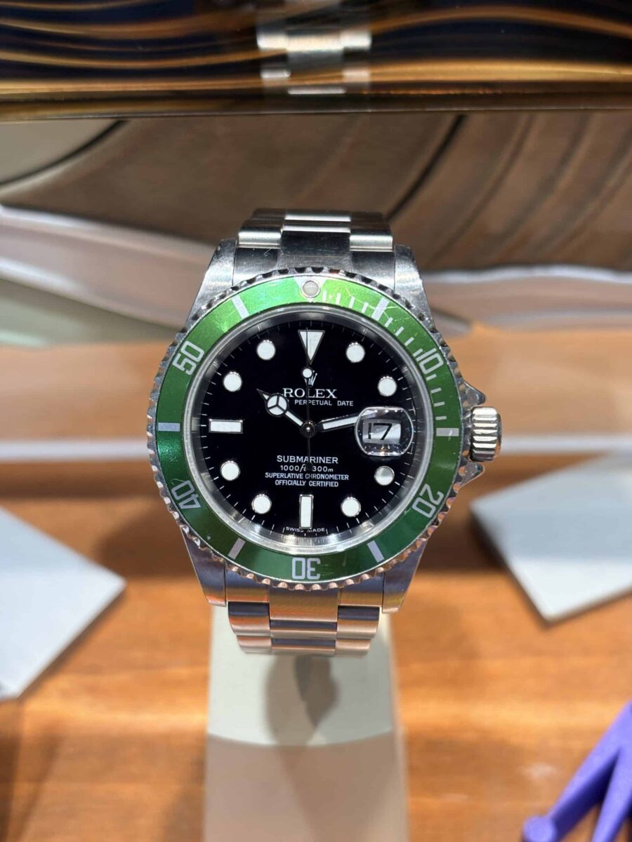 Rolex Submariner Anniversary Kermit Green Bezel 16610 LV | Gothelf A. Watches