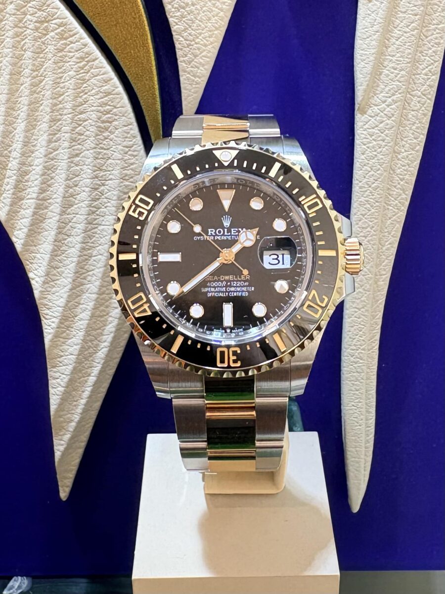 Rolex Sea-Dweller watch Oystersteel and yellow gold 43mm ref.126603 Pre-owned 2024 | Gothelf A. Watches — 4
